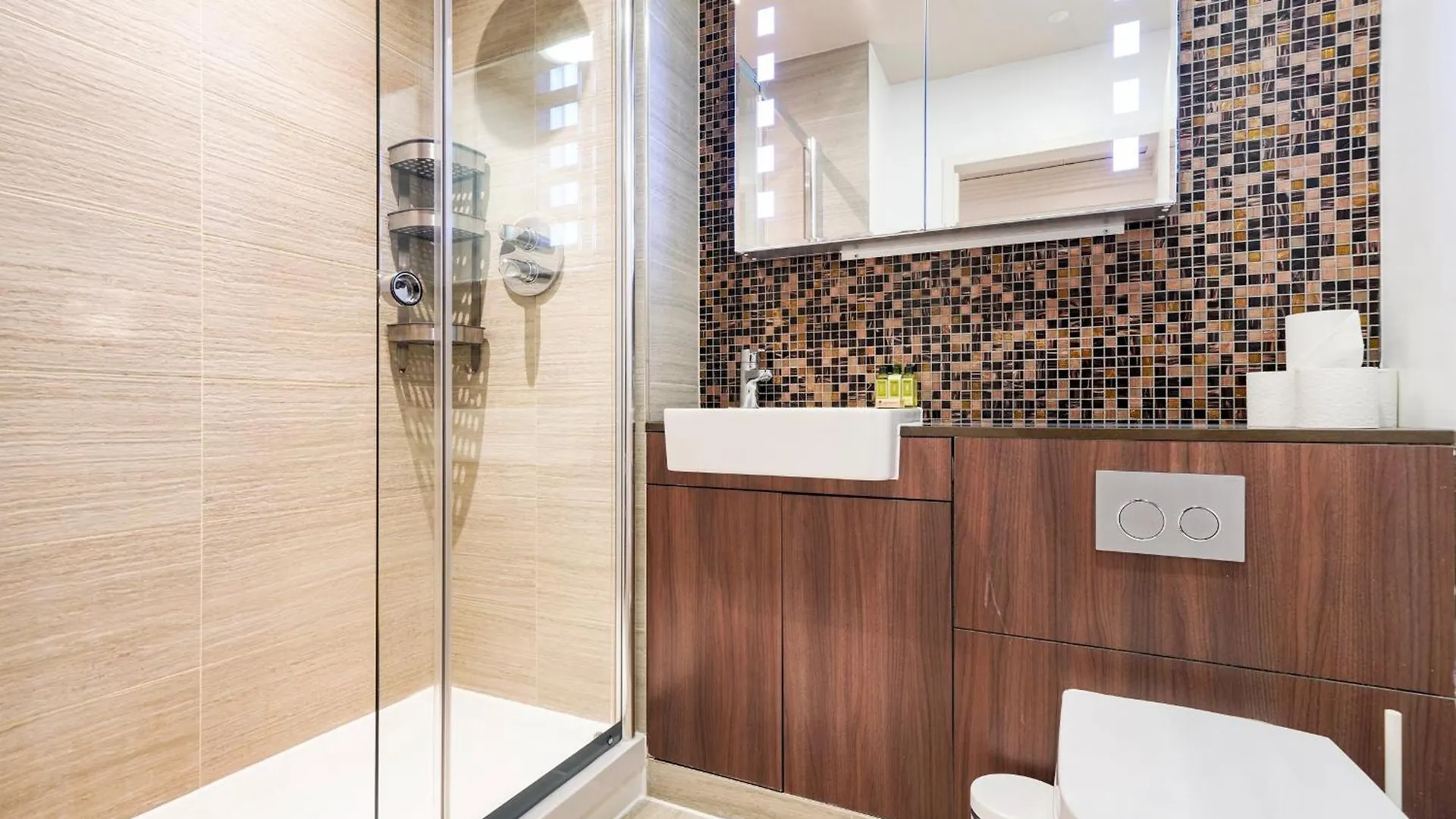 Monument Serviced Apartments By Lovelystay Londra Aparthotel
