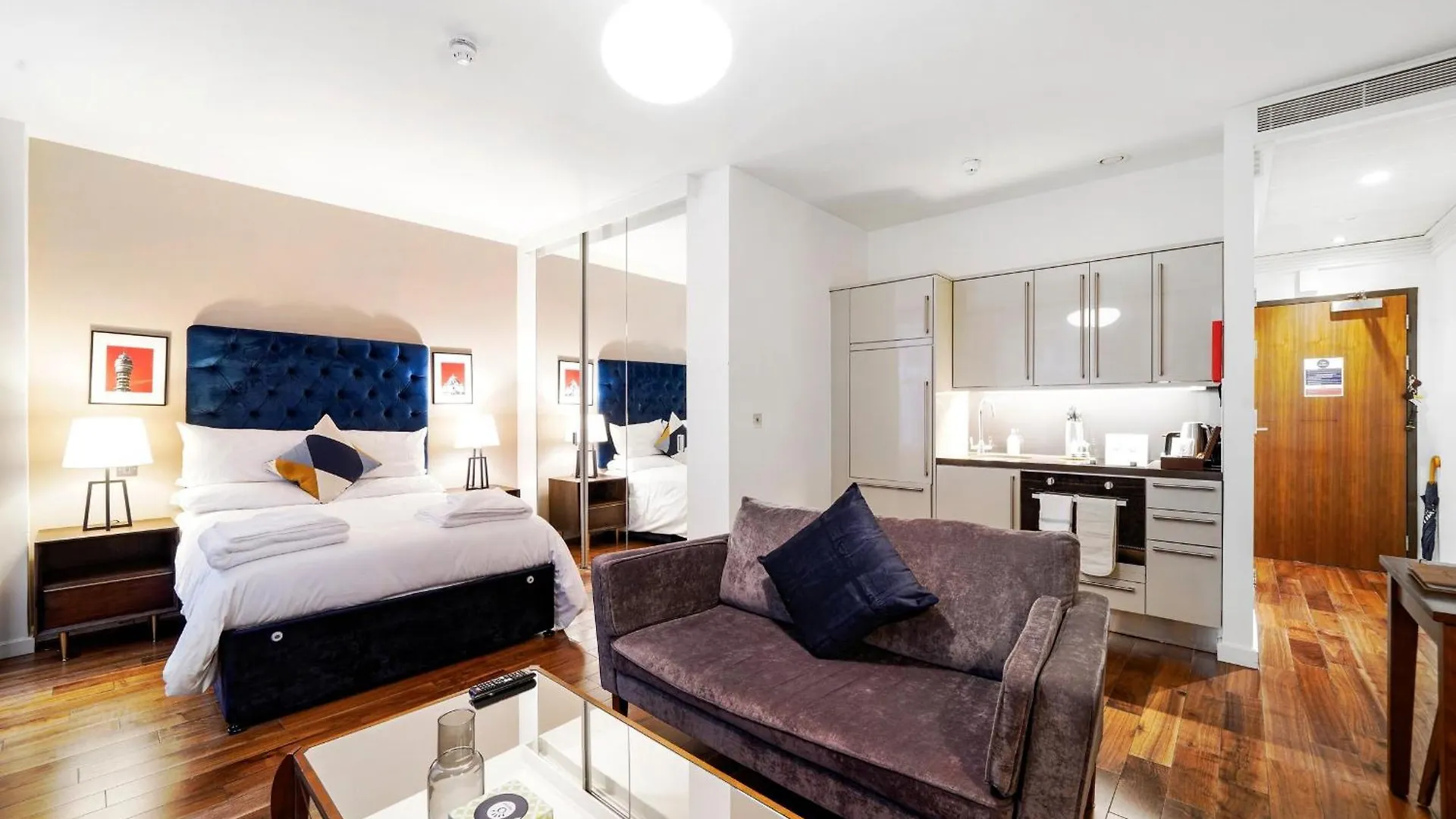 Monument Serviced Apartments By Lovelystay Londra Aparthotel